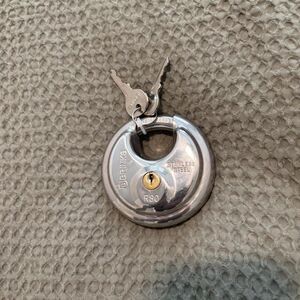 Brinks Stainless Steel Padlock – Heavy Duty